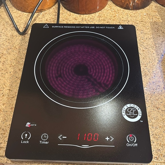 Chef’s Counter Infrared Digital Stove New In BOX size 16x4xx13 - Picture 1 of 6